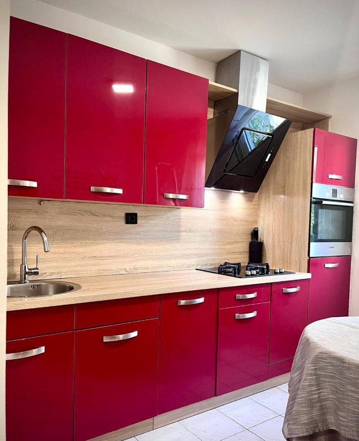 PUY Luana Lux Apartment מראה חיצוני תמונה