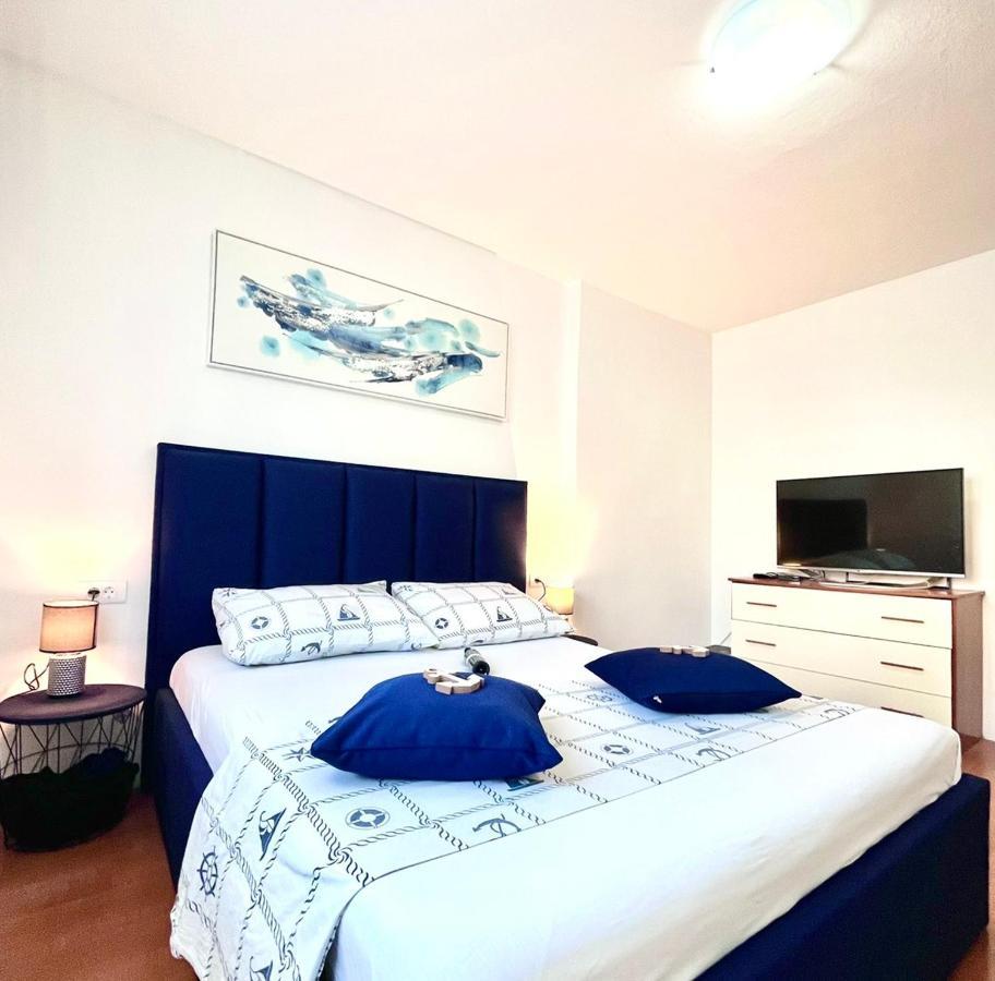 PUY Luana Lux Apartment מראה חיצוני תמונה